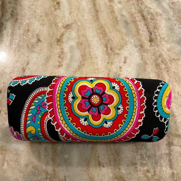 Vera Bradley glasses case - Picture 2 of 4
